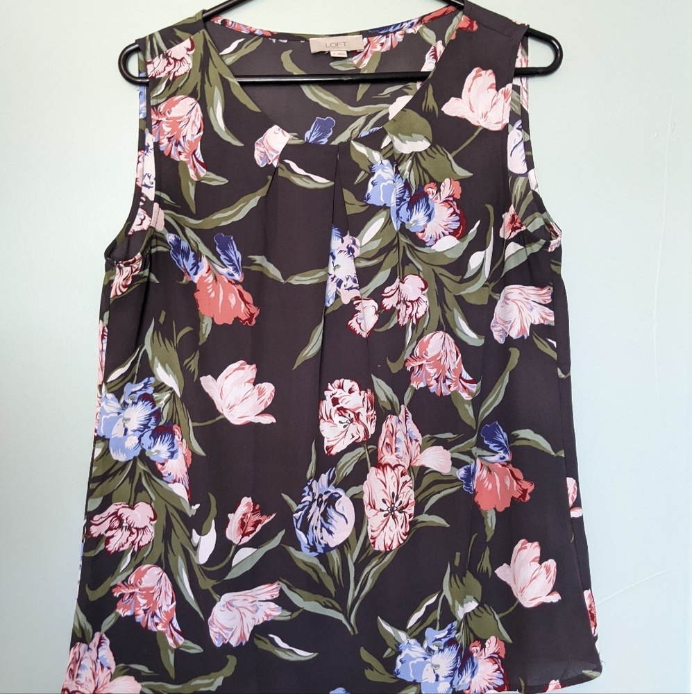 Grey floral LOFT blouse